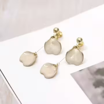 炫粉銀杏葉花瓣×螺旋耳夾