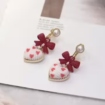 紅結絨布愛心×螺旋耳夾