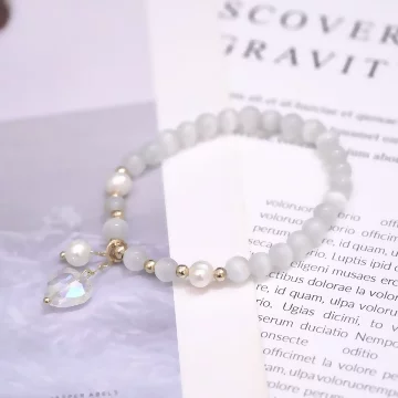 白色貓眼石珍珠愛心×固定式串珠手鍊.avif