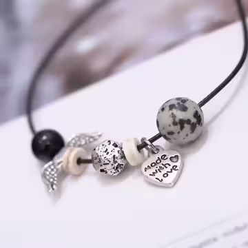 愛心翅膀金屬石頭×皮革項鍊