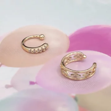 金色閃鑽星芒×二套件U型耳骨夾.avif