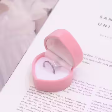 粉翼愛心×適用戒指/耳釘/項鍊/手鍊×絨布盒