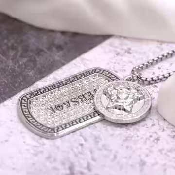 梅杜莎字母吊牌×中性長項鍊