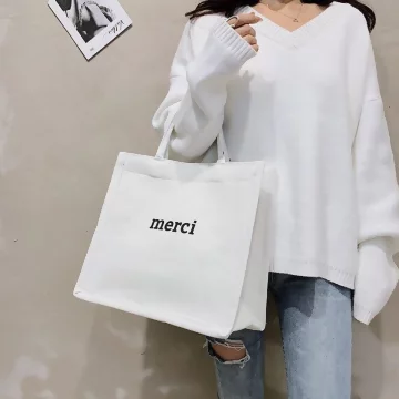 極白×手提袋×白色.avif