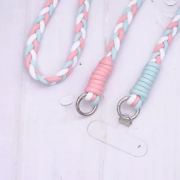 撞色麻花辮×手機斜背雙勾掛繩×灰粉.avif