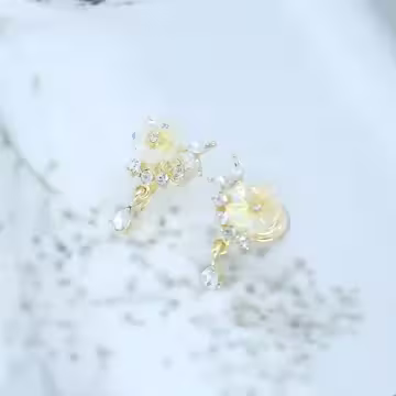 梅花閃鑽淚滴×蚊香盤U型耳夾