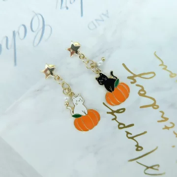 女巫與南瓜×不對稱三角耳夾.avif