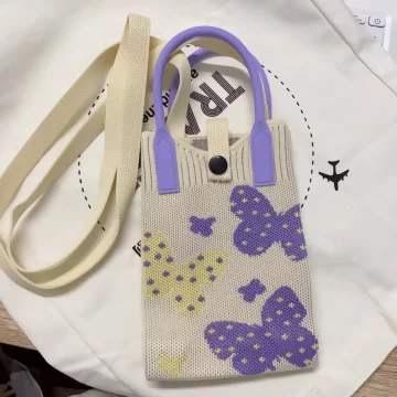 紫蝶蝴飛×針織×斜背包.avif