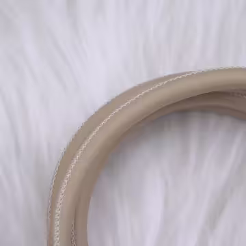 單色簡約皮革×手機斜背雙勾掛繩×奶咖