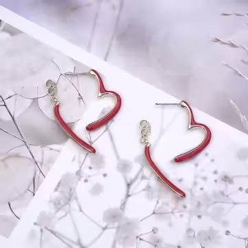 安可拉復古紅心×後掛式吊墜耳環
