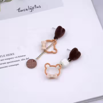 絨毛愛心小熊餅乾×不對稱吊墜耳環