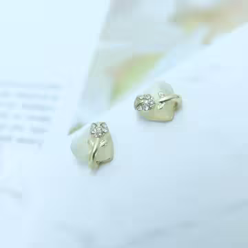 愛心貓眼石鑲花×耳環