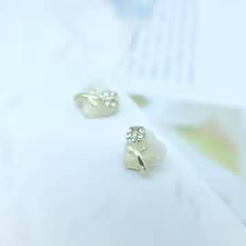 愛心貓眼石鑲花×耳環