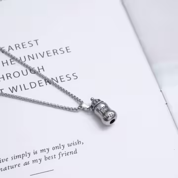 北鼻奶瓶×長項鍊