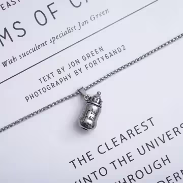 北鼻奶瓶×長項鍊