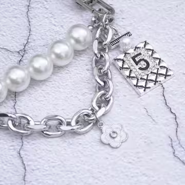 銀色山茶花香水瓶珍珠×飲料杯繩×黑色提把