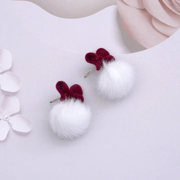紅絲絨蝴蝶結毛球×吊墜耳環.avif