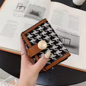 千鳥紋布面皮革×三折短皮夾×棕咖