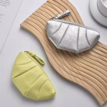 牛角可頌×可掛脖×拉鍊零錢包×黑色