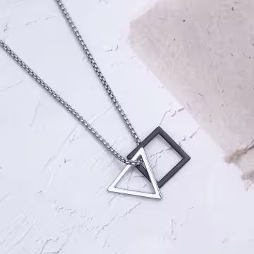 鏤空三角方塊×長項鍊