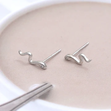 925銀針×小蛇蛇×耳環.avif