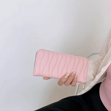 不規則波紋線條×拉鍊長皮夾×粉紅.avif