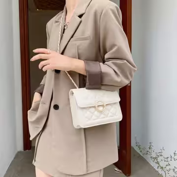 小香風珍珠輕奢菱格紋×斜背包×白色