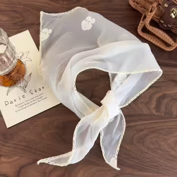 薄紗白玫瑰×三角頭巾