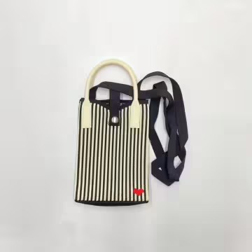 黑條紋小紅心×針織×斜背包