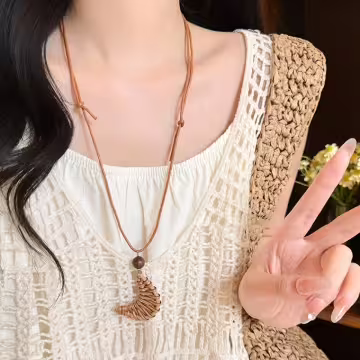 藤編月牙×蠟繩×可調節長項鍊×共二色