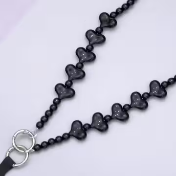 黑色愛心串串×手機斜背雙勾掛繩