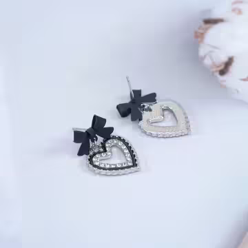 甜酷黑蝴蝶結愛心×吊墜耳環
