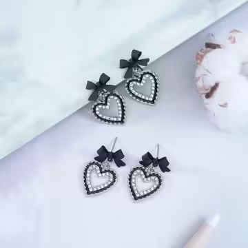 甜酷黑蝴蝶結愛心×蚊香盤U型耳夾