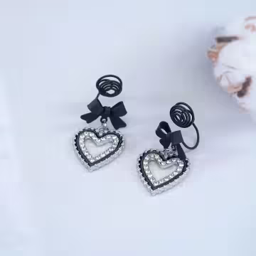 甜酷黑蝴蝶結愛心×蚊香盤U型耳夾
