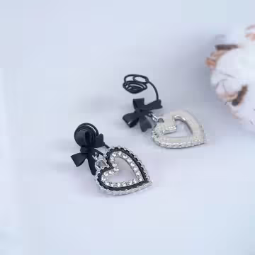 甜酷黑蝴蝶結愛心×蚊香盤U型耳夾