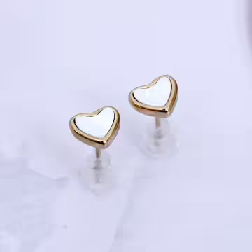 鋼飾×白色愛心×耳釘×金色