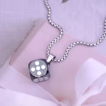 黑色金屬骰子×長項鍊