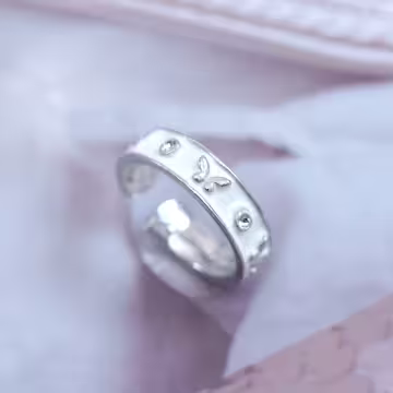 溫柔白色小蝴蝶&times;開口戒指