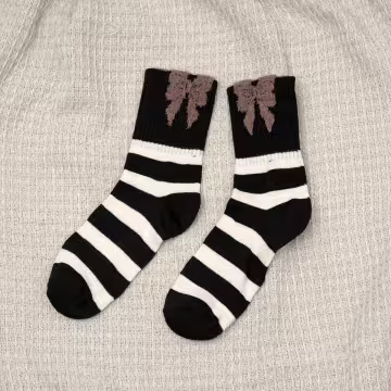 熊熊笑臉蝴蝶結愛心×中筒襪×四雙套件襪子組