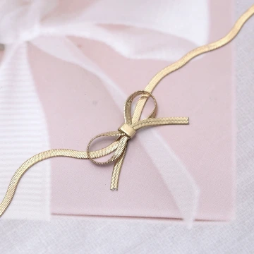 316鋼飾&times;扁平蛇骨蝴蝶結&times;項鍊&times;金色.avif