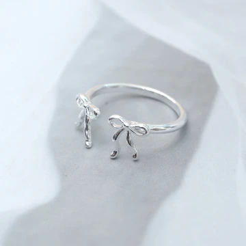 925銀飾&times;打結線條&times;開口戒指.avif