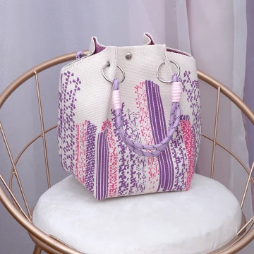 紫藤花海&times;針織手提袋.avif