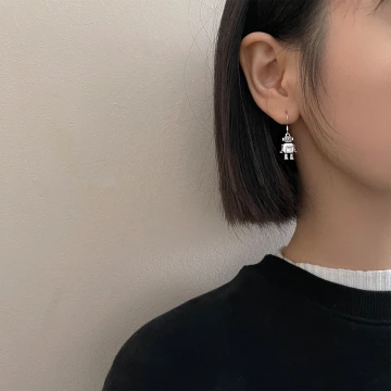 925銀針&times;復古機器人&times;耳勾.avif