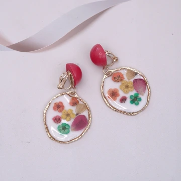 桃花盛開&times;吊墜耳勾.avif