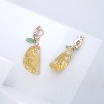 桃花盛開&times;三角耳夾.avif