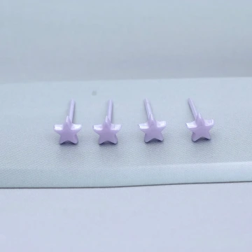 綠金不規側邊框&times;吊墜耳環.avif
