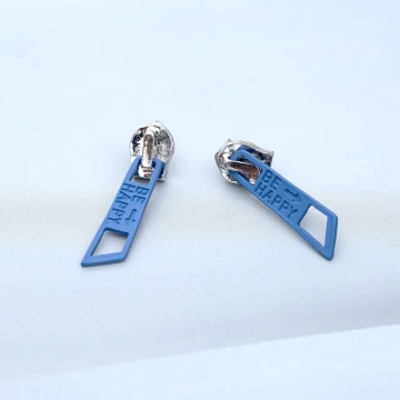 小金魚&times;耳環.avif