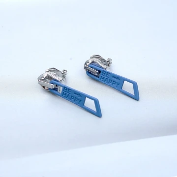 小金魚&times;耳環.avif
