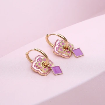 十字纏繞晶鑽&times;吊墜耳環.avif