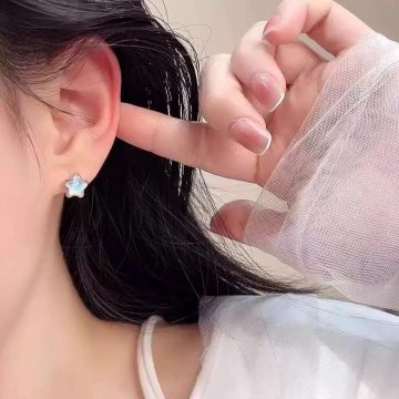925銀針&times;藍光星星&times;耳針.avif
